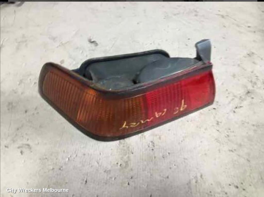 TOYOTA CAMRY 1998 Left Taillight