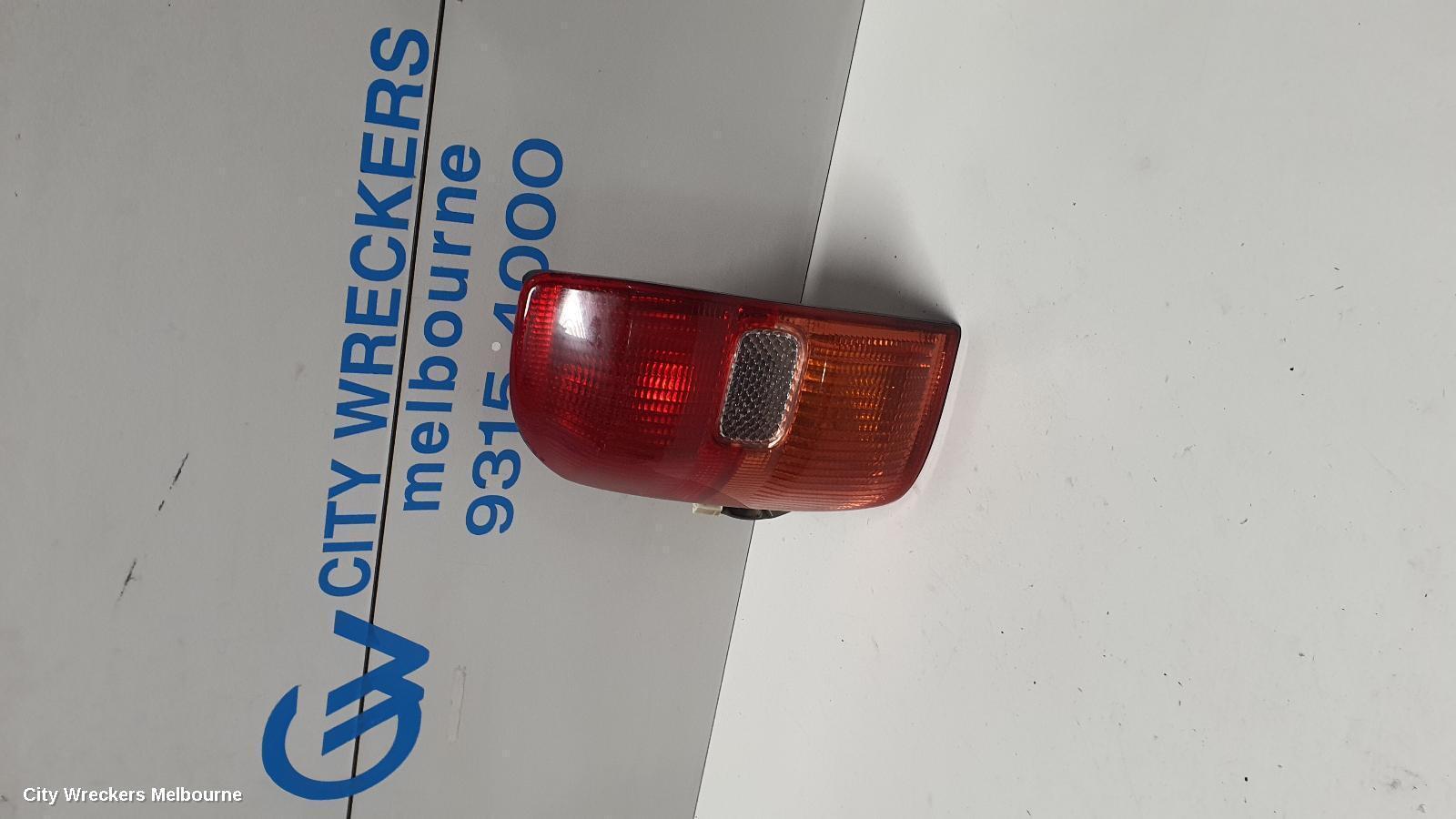 TOYOTA RAV4 2000 Left Taillight