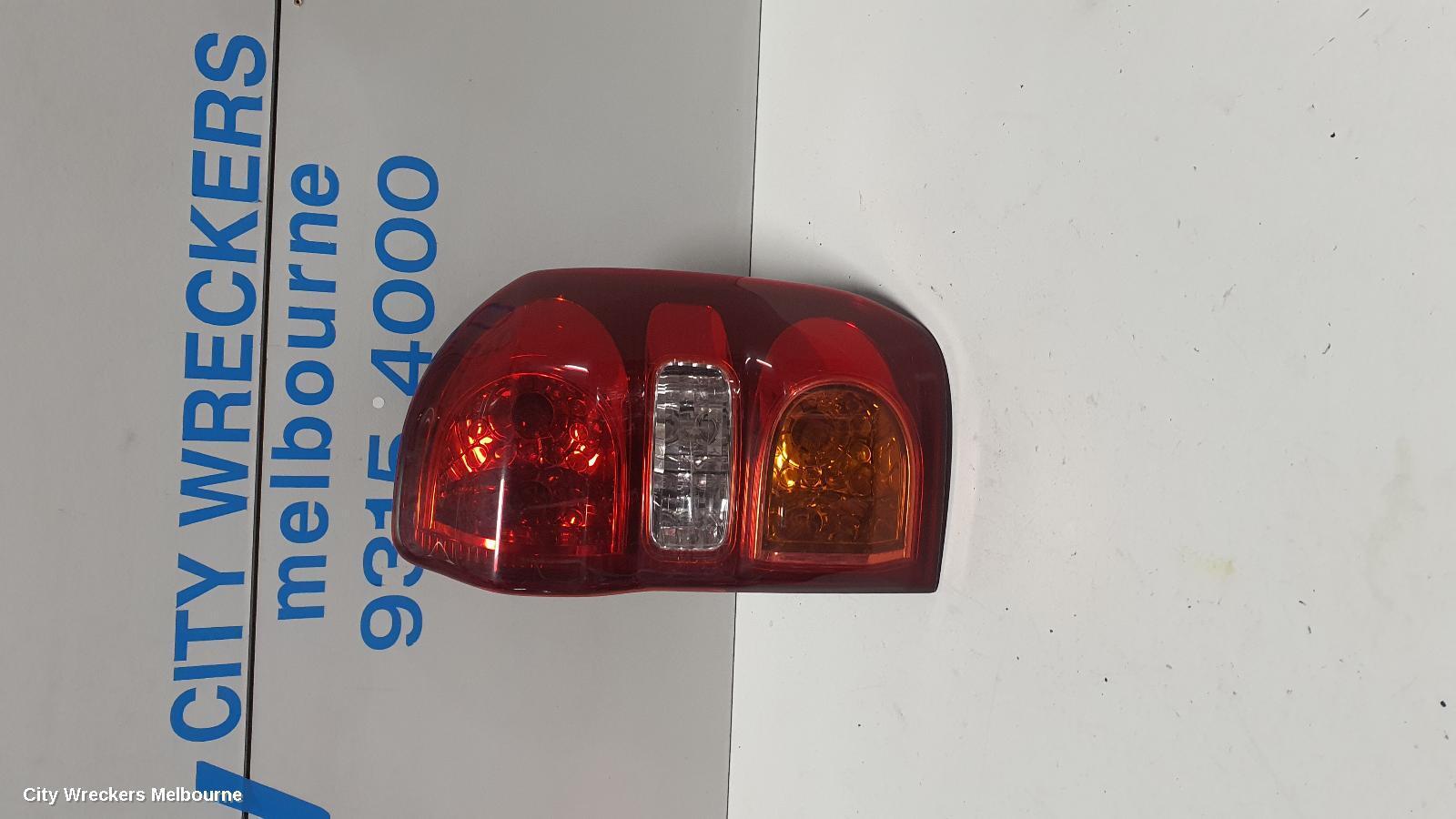 TOYOTA RAV4 2003 Right Taillight