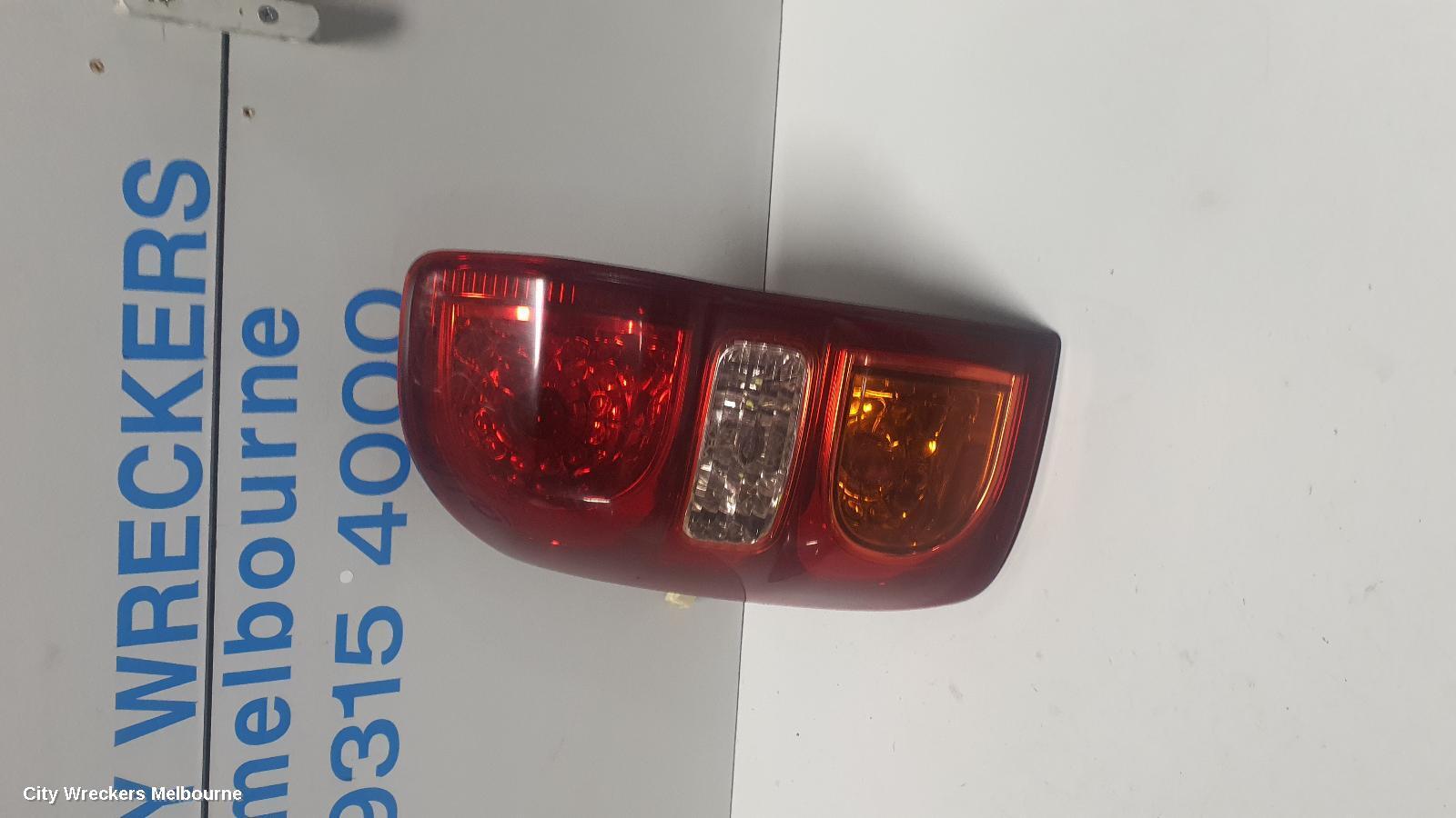 TOYOTA RAV4 2003 Left Taillight