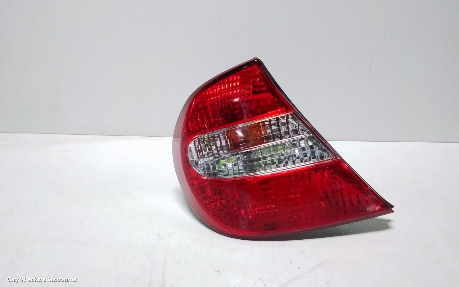 TOYOTA CAMRY 2002 Left Taillight