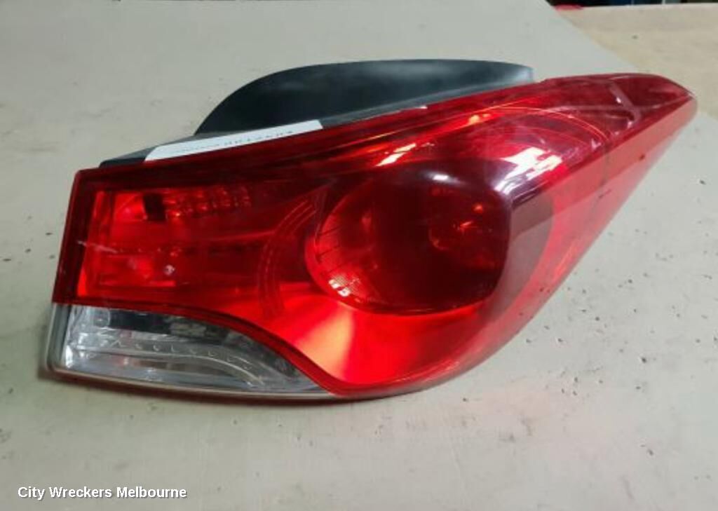 HYUNDAI ELANTRA 2013 Right Taillight