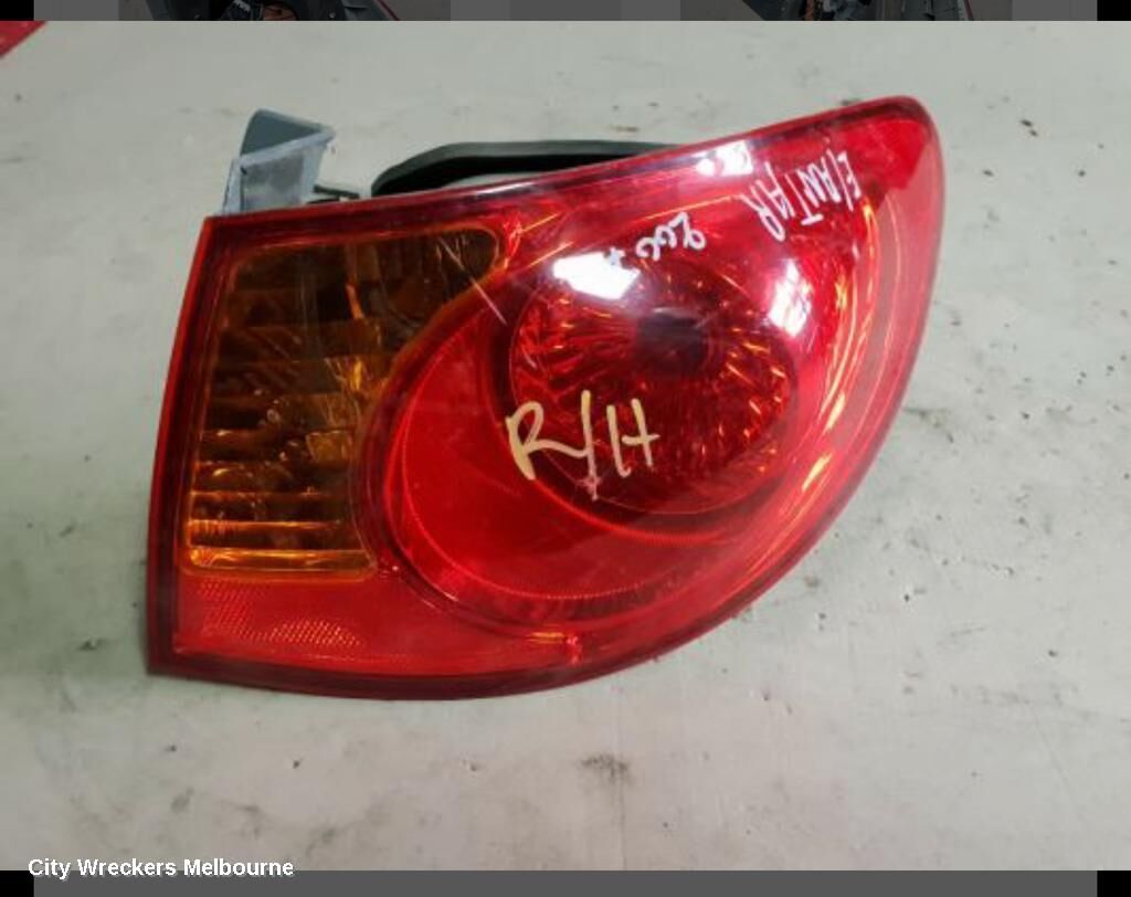 HYUNDAI ELANTRA 2006 Right Taillight