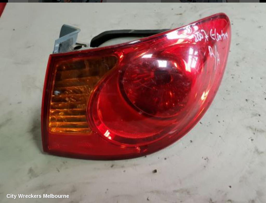 HYUNDAI ELANTRA 2006 Right Taillight