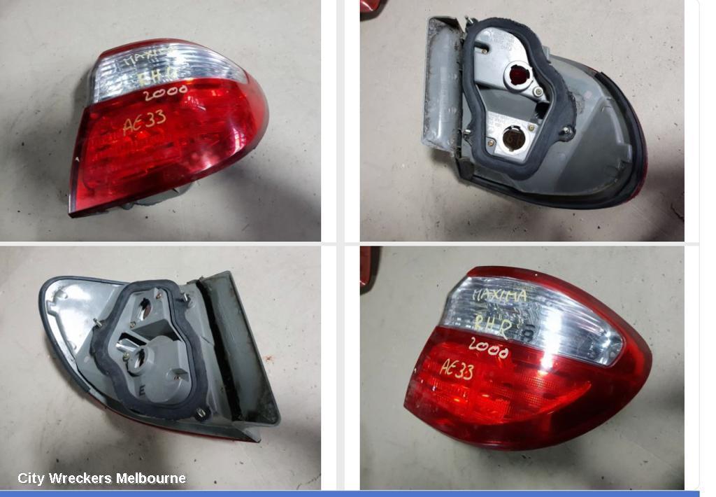 NISSAN MAXIMA 2000 Right Taillight