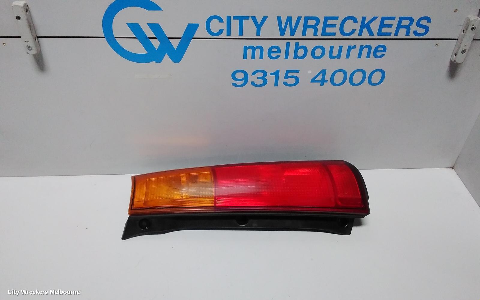 HONDA CRV 1999 Right Taillight