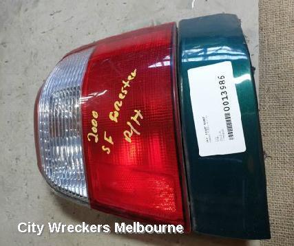 SUBARU FORESTER 2000 Right Taillight