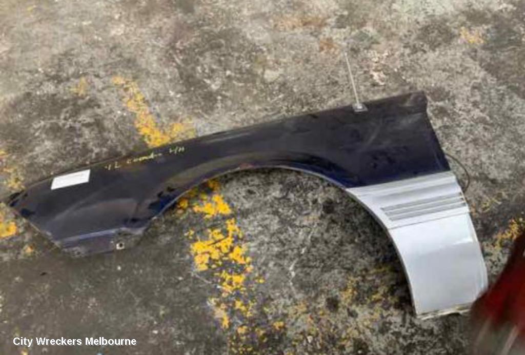 HOLDEN COMMODORE 1988 Left Guard