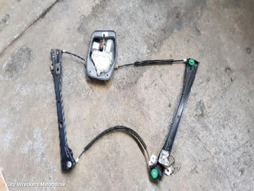 VOLKSWAGEN JETTA 2007 Right Front Window Reg/Motor