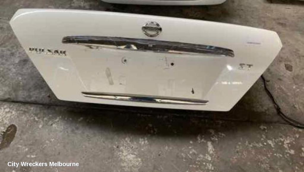 NISSAN PULSAR 2005 Bootlid/Tailgate