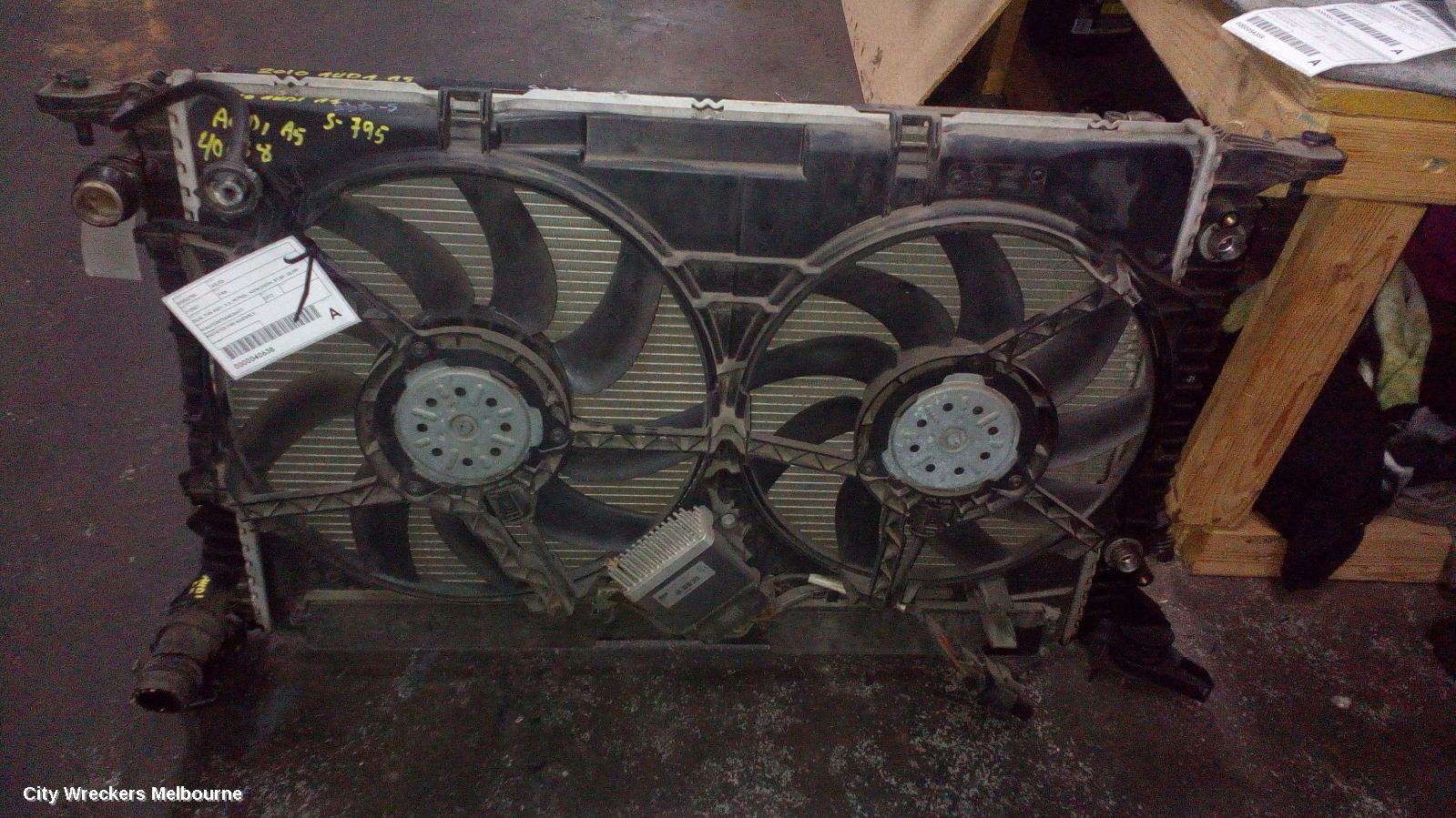 AUDI A5 2010 Fan