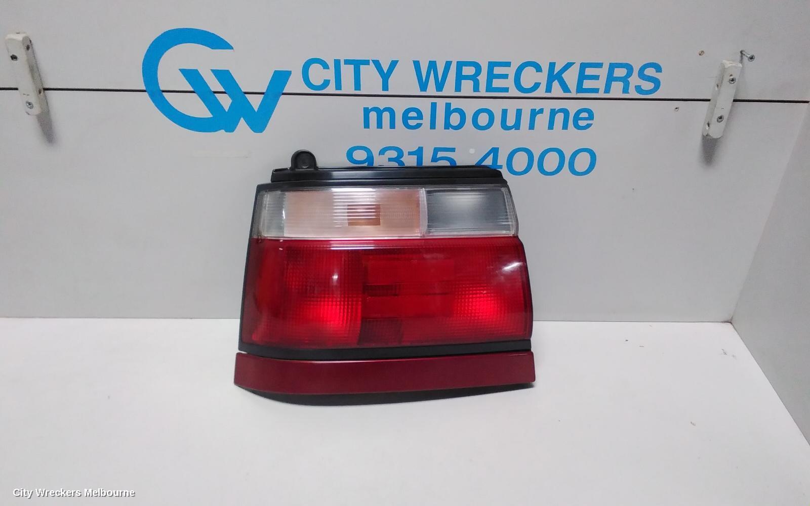 TOYOTA COROLLA 1996 Left Taillight