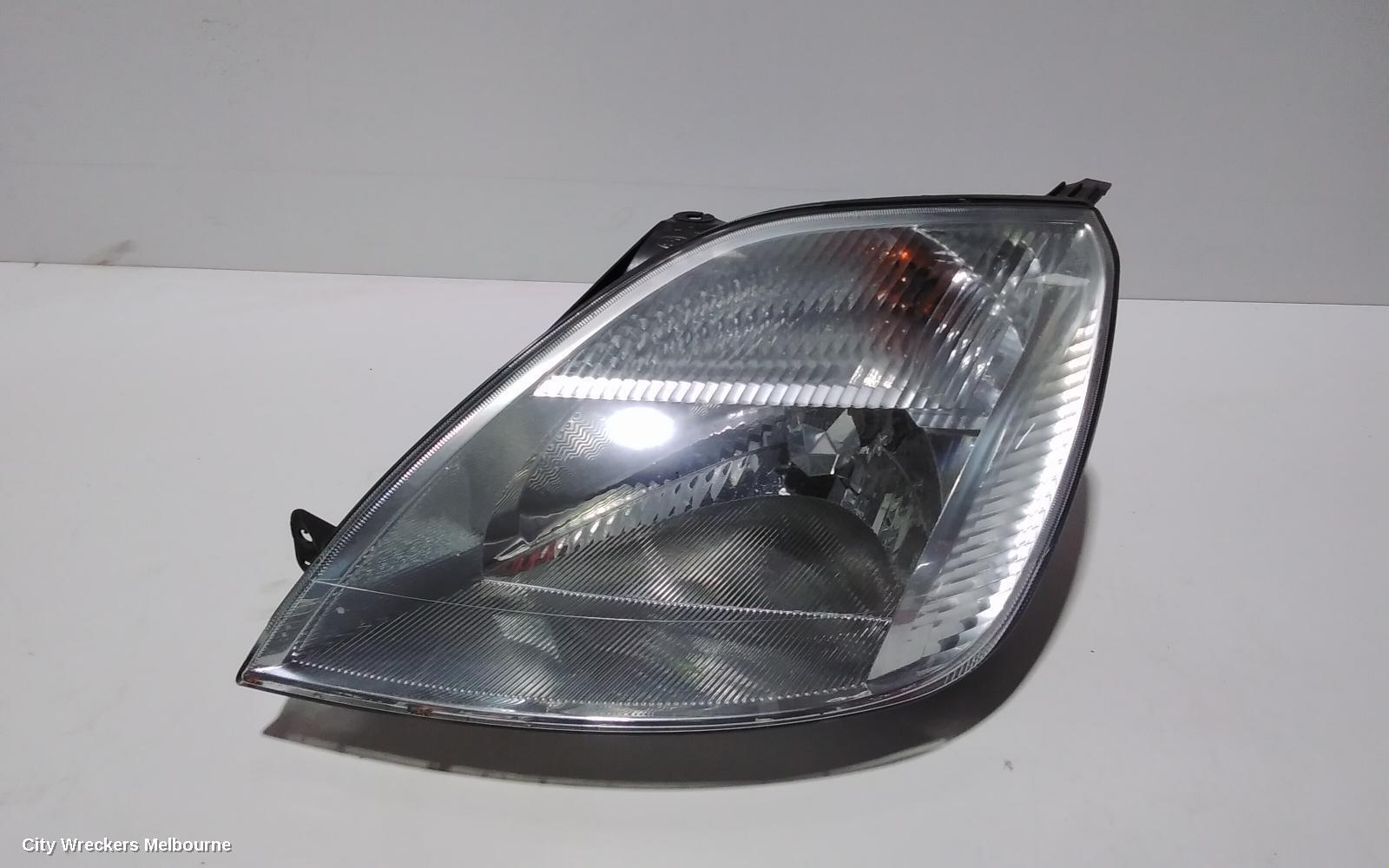 FORD FIESTA 2004 Left Headlamp