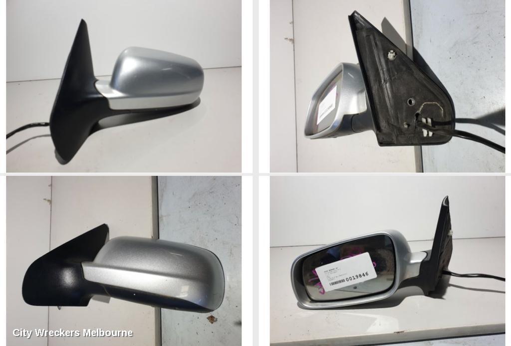 VOLKSWAGEN GOLF 2003 Left Door Mirror