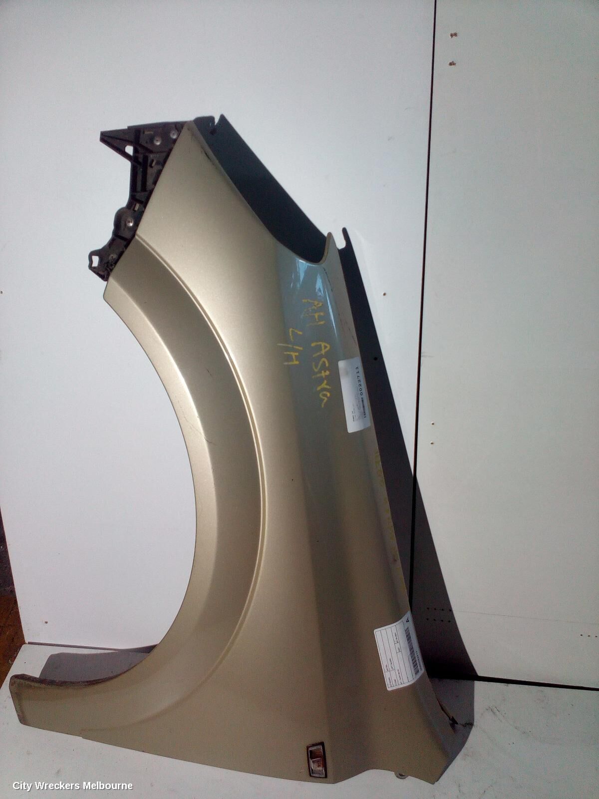 HOLDEN ASTRA 2007 Left Guard