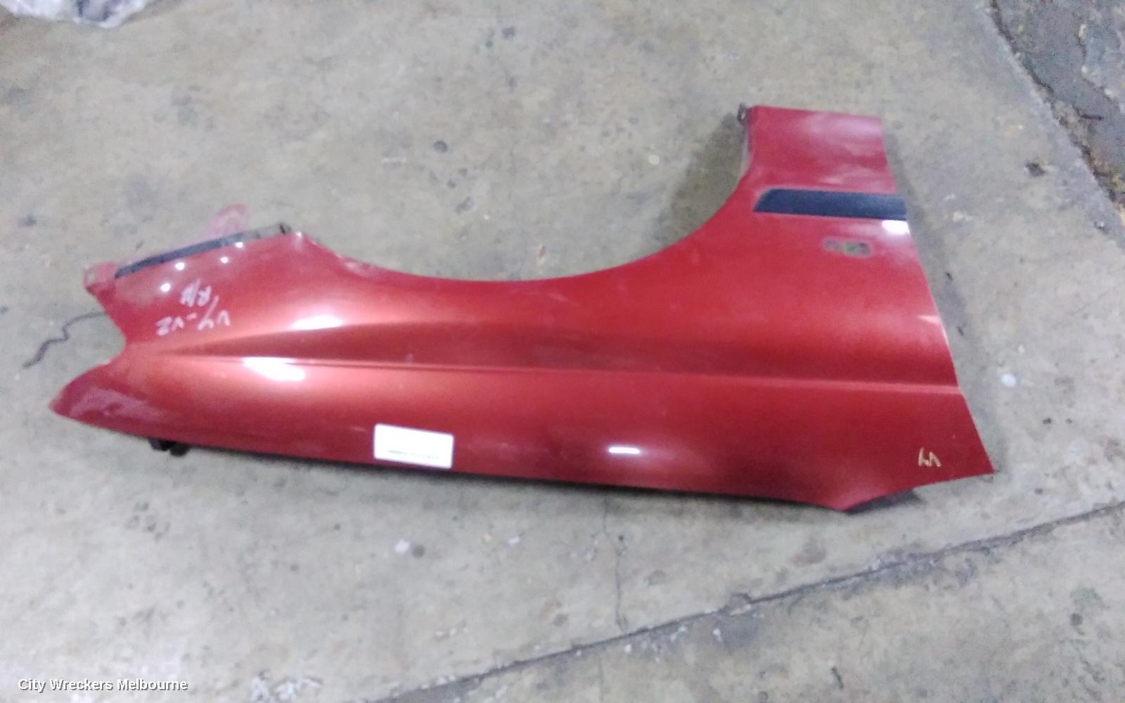 HOLDEN COMMODORE 2003 Right Guard