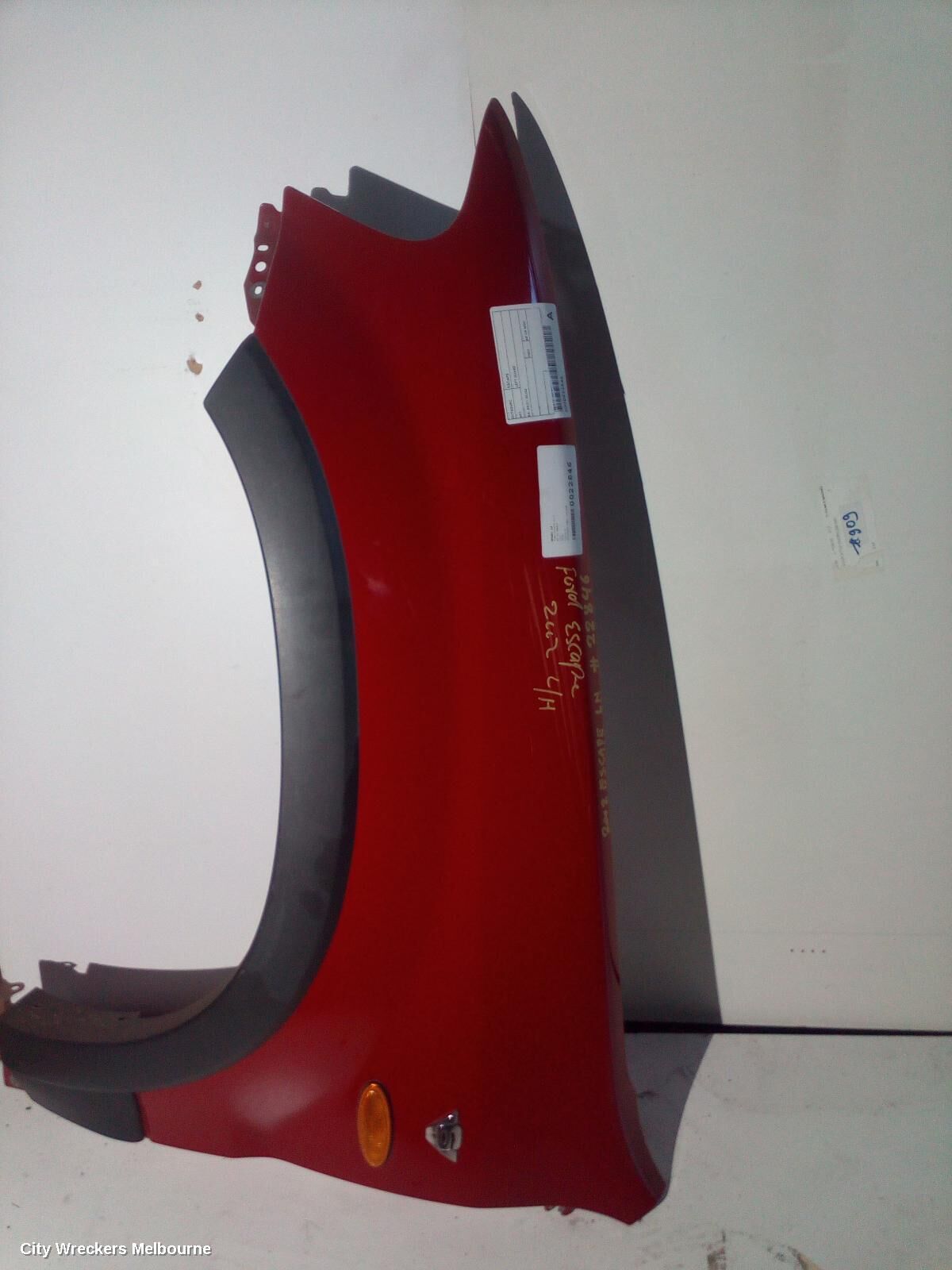 FORD ESCAPE 2002 Left Guard