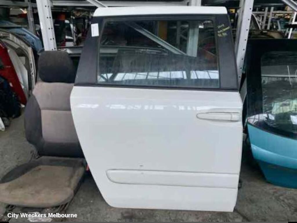 KIA CARNIVAL/GRAND CARNIVAL 2011 Right Rear Door