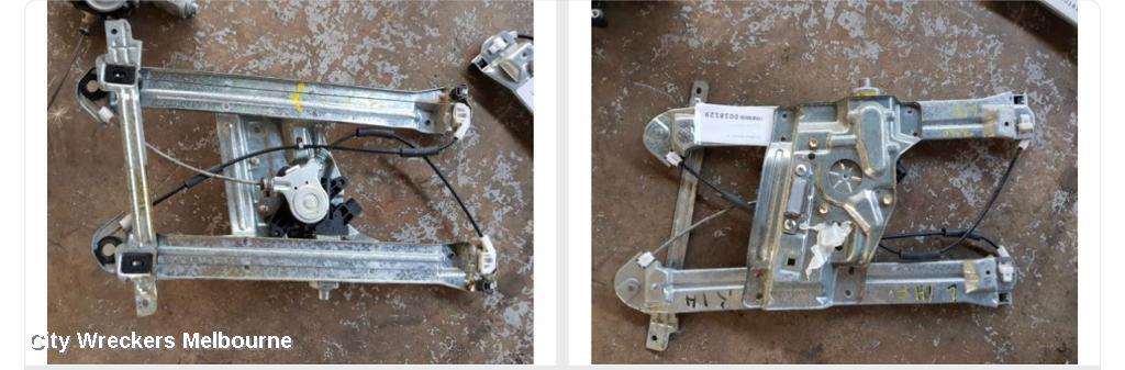 MITSUBISHI 380 2006 Left Front Window Reg/Motor