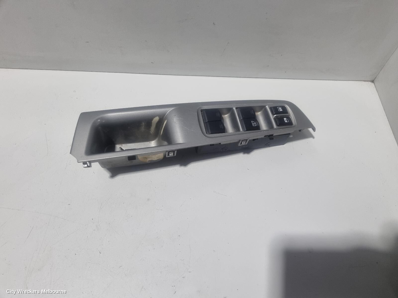 SUBARU FORESTER 2012 Pwr Dr Wind Switch