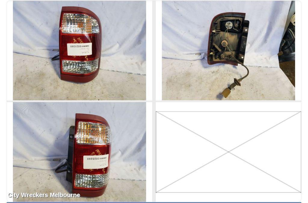 NISSAN PATHFINDER 2001 Right Taillight