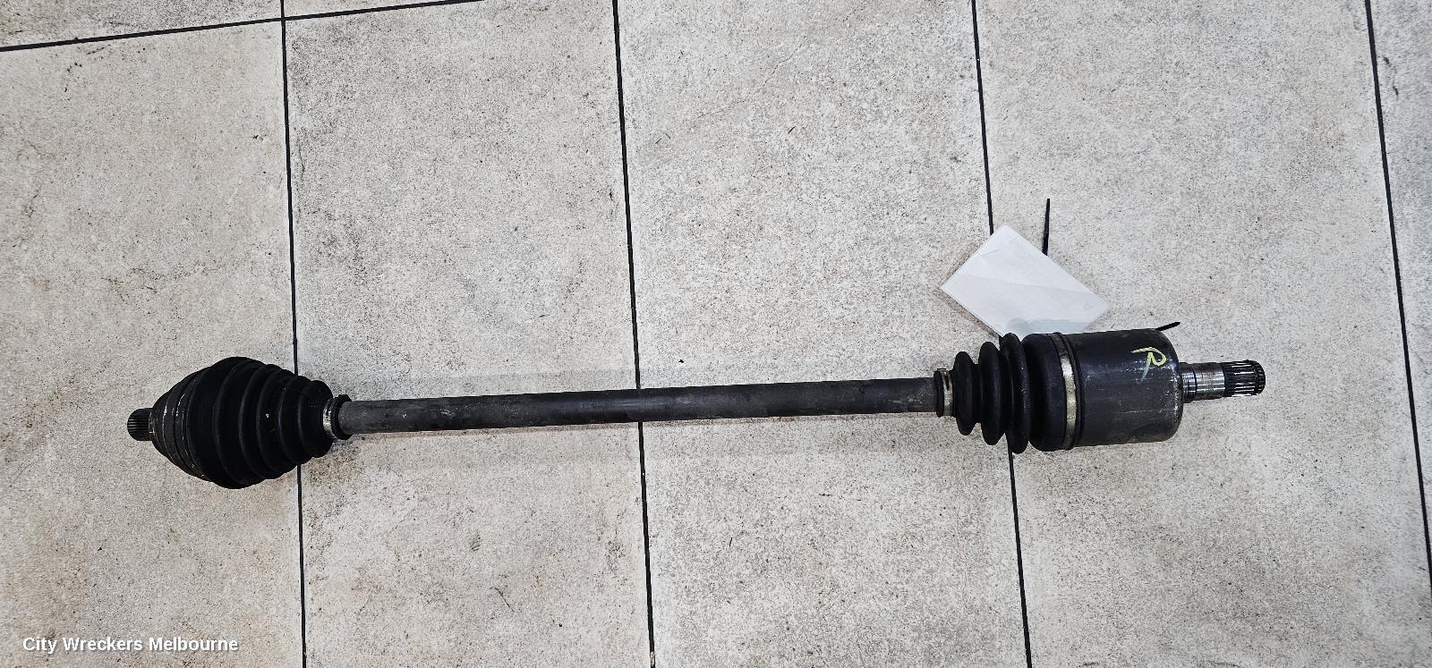 VOLKSWAGEN GOLF 2006 Right Driveshaft