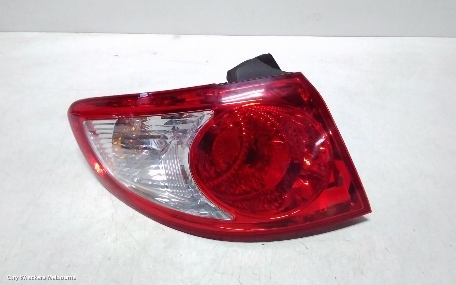 HYUNDAI SANTA FE 2006 Left Taillight