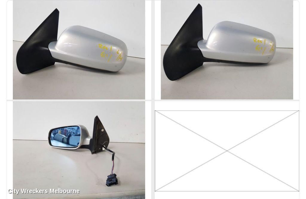VOLKSWAGEN GOLF 2001 Left Door Mirror