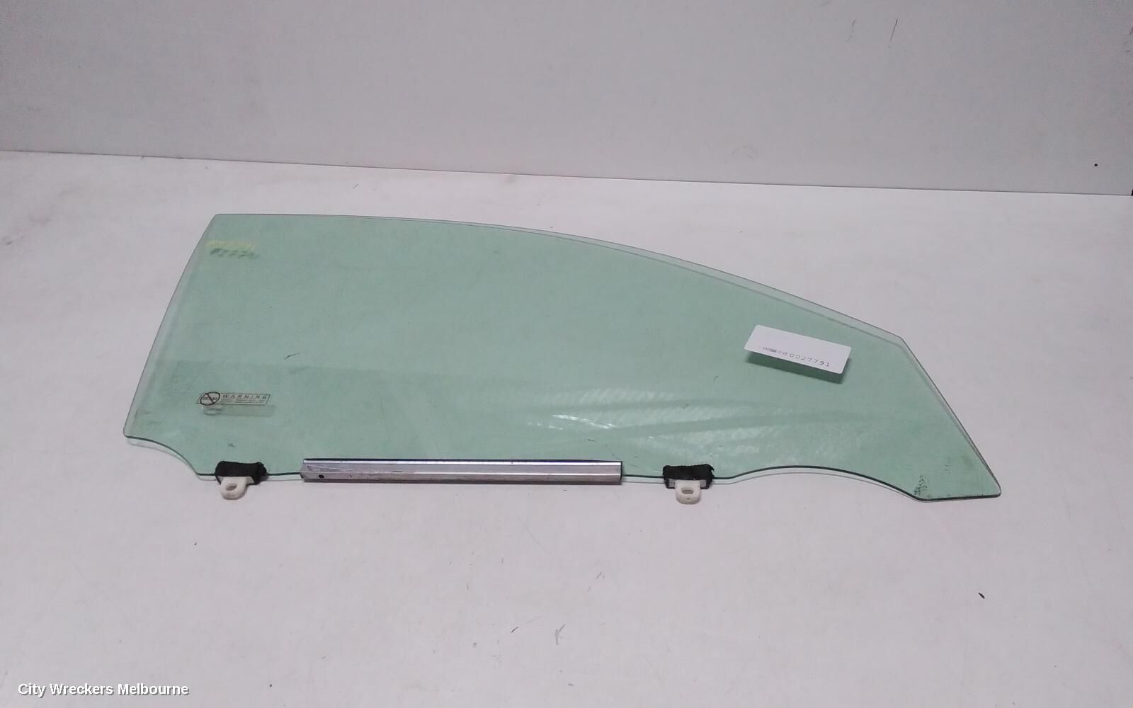 TOYOTA RAV4 2009 Right Front Door Window
