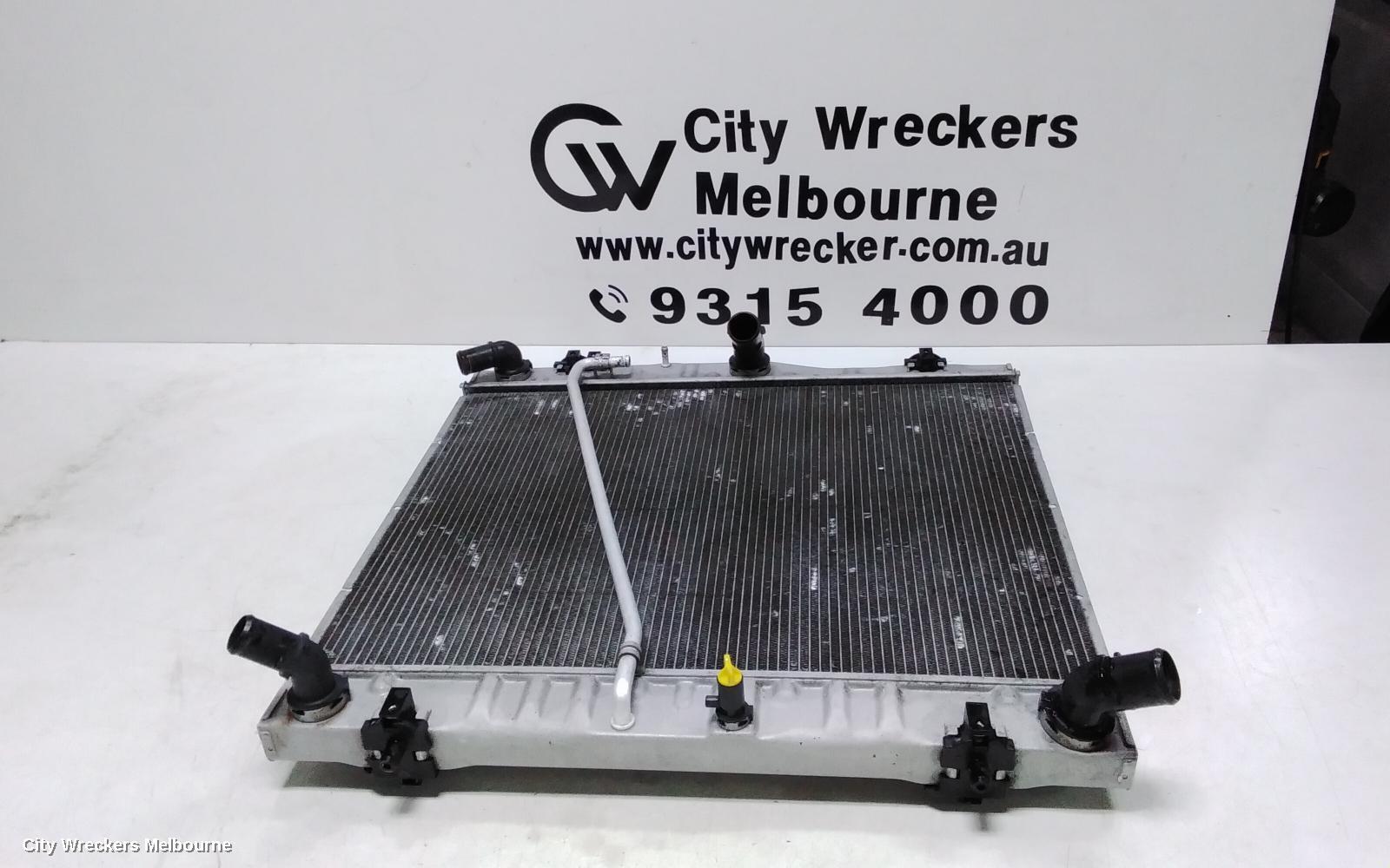TOYOTA HILUX 2007 Radiator