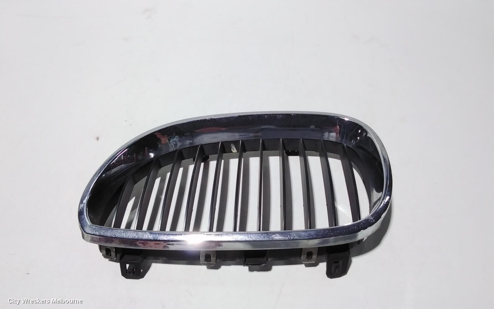 BMW X5 2003 Grille