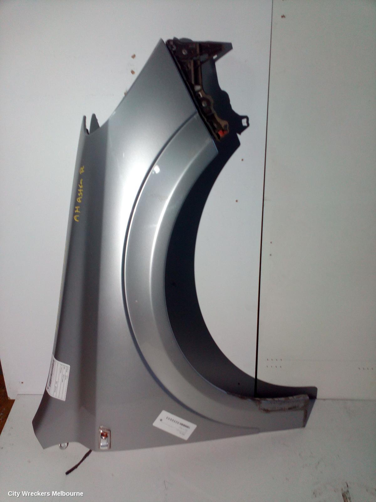 HOLDEN ASTRA 2008 Right Guard