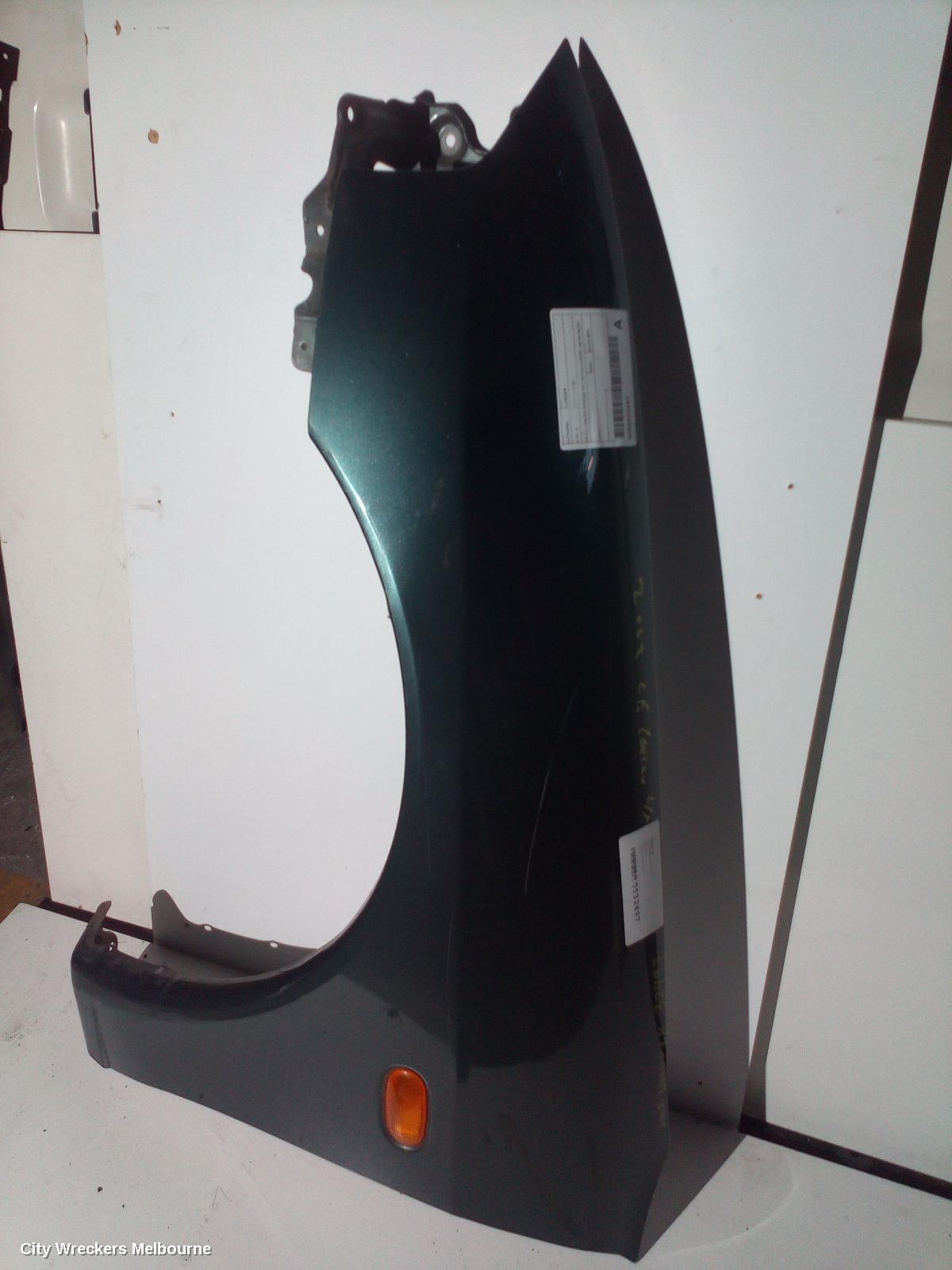 MITSUBISHI LANCER 2002 Left Guard