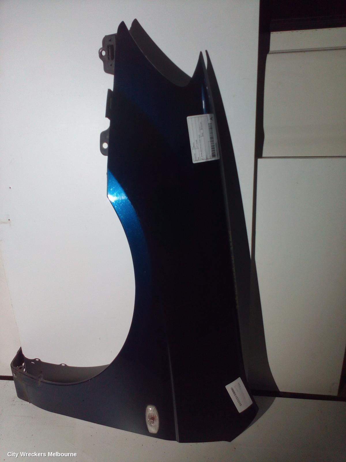 KIA CERATO 2005 Left Guard