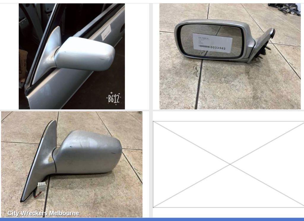 TOYOTA COROLLA 2001 Left Door Mirror