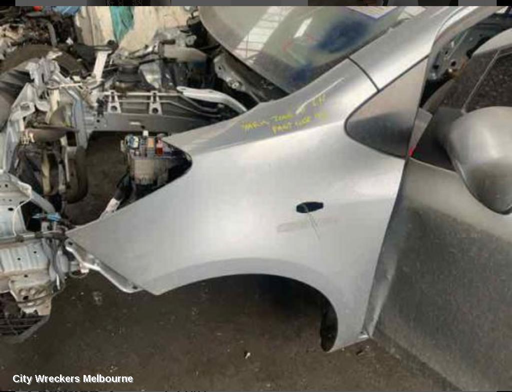 TOYOTA YARIS 2006 Left Guard