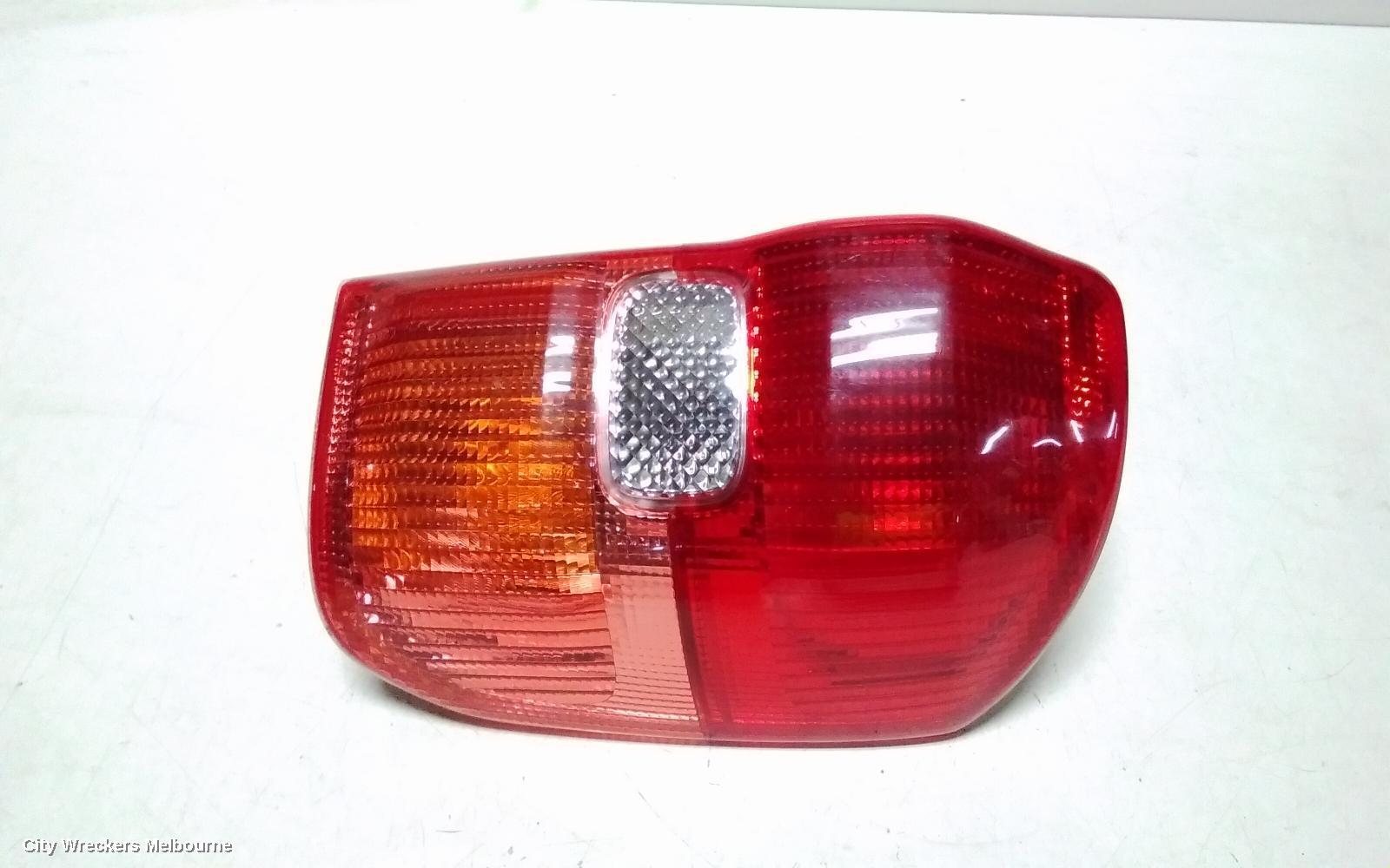 TOYOTA RAV4 2001 Right Taillight