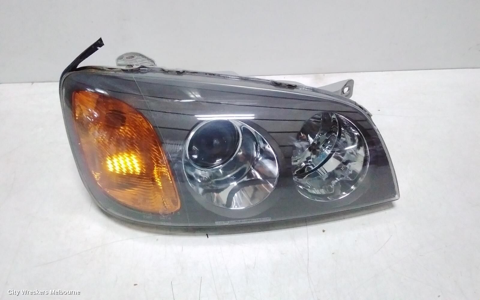 HYUNDAI GRANDEUR 2000 Right Headlamp