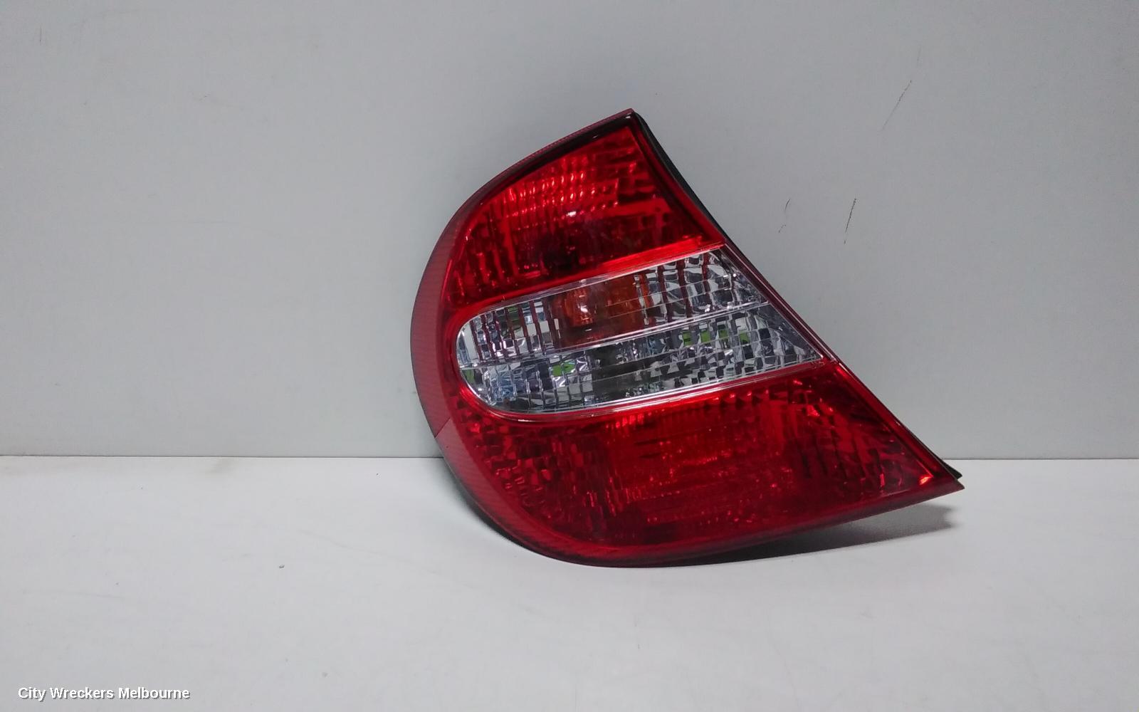 TOYOTA CAMRY 2002 Left Taillight