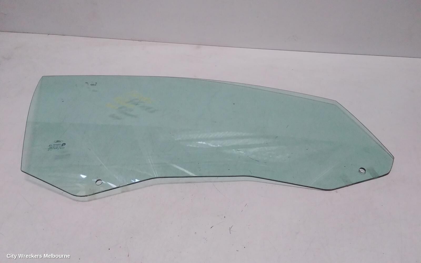 FORD FALCON 2010 Right Front Door Window