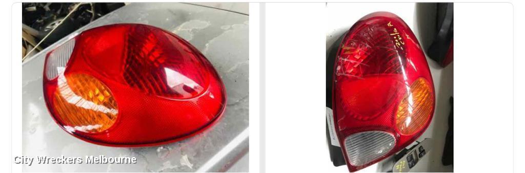 TOYOTA COROLLA 2001 Right Taillight