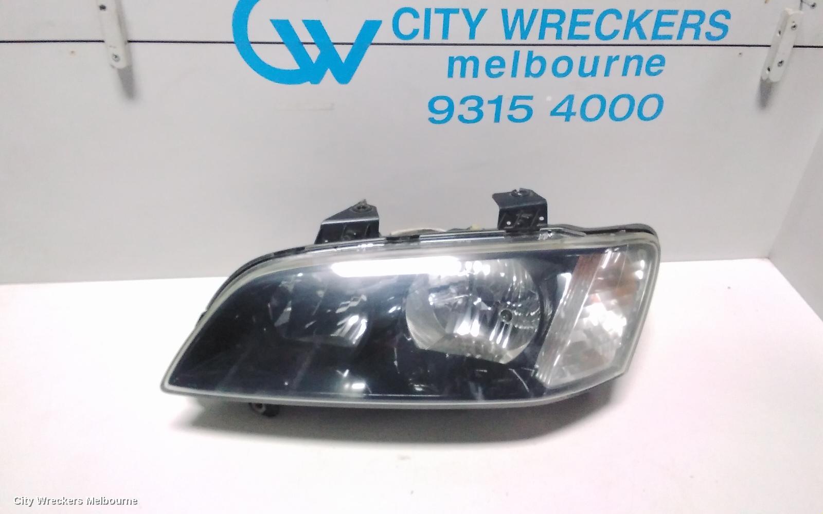 HOLDEN COMMODORE 2007 Left Headlamp