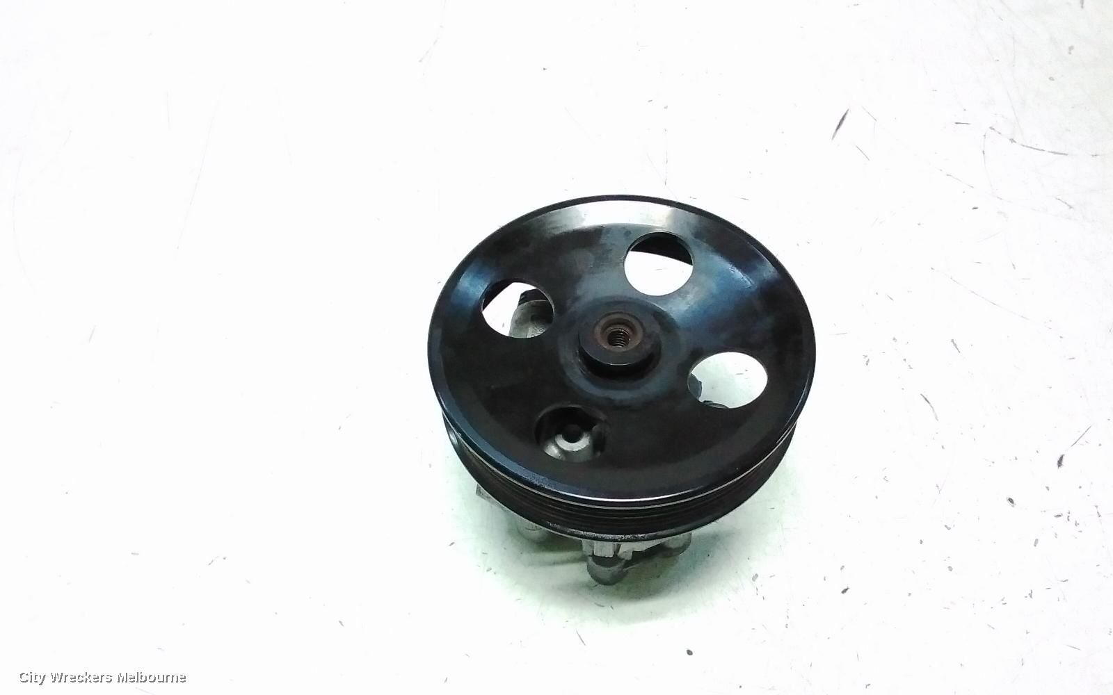 HOLDEN CAPTIVA 2013 Steering Pump