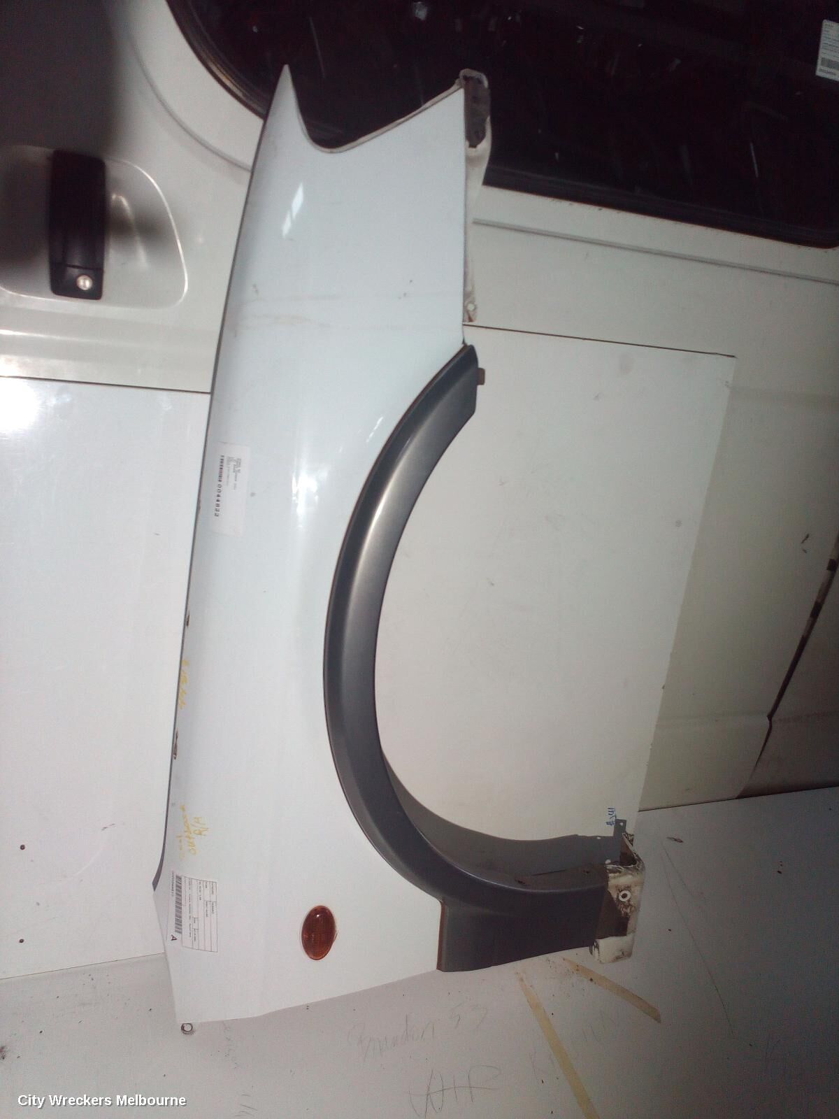 NISSAN MURANO 2005 Right Guard