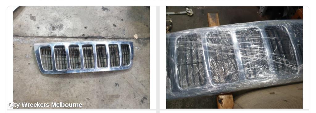 JEEP GRANDCHEROKEE 2005 Grille