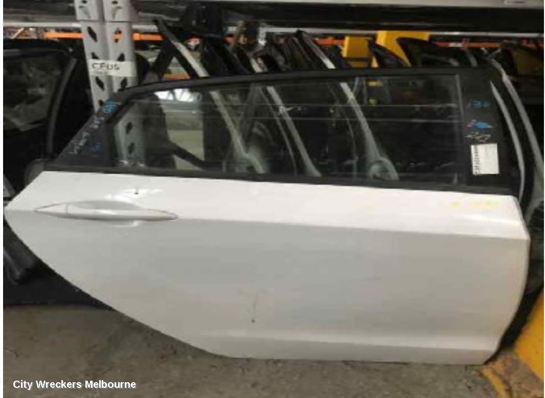 HYUNDAI I30 2012 RIGHT_REAR_DOOR_SLIDING