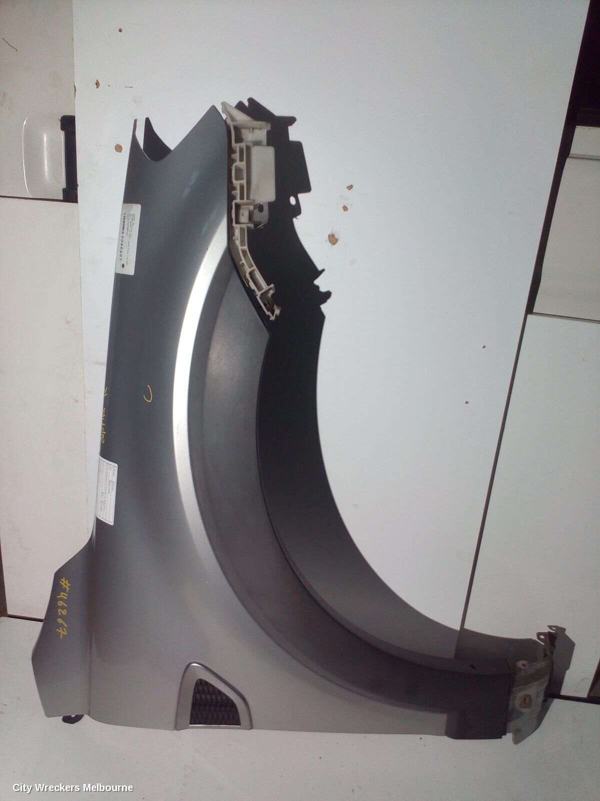 HOLDEN CAPTIVA 2007 Right Guard