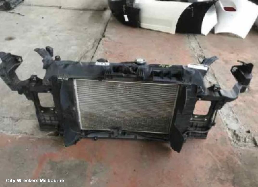 HYUNDAI I30 2012 Radiator Support