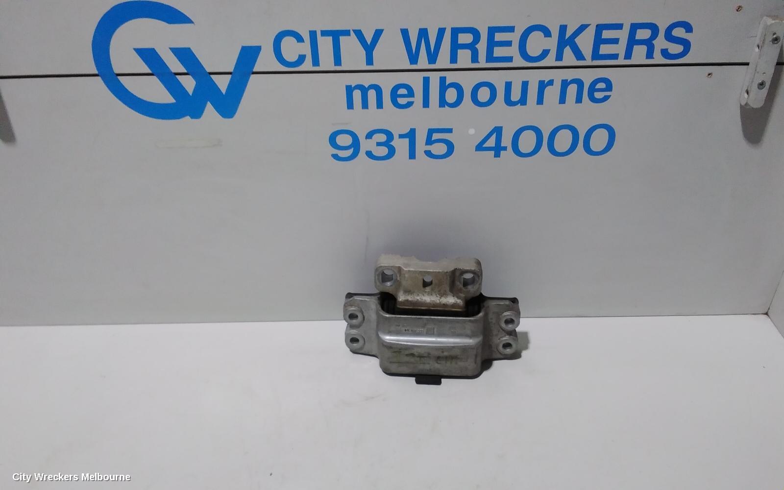 VOLKSWAGEN JETTA 2013 Mount