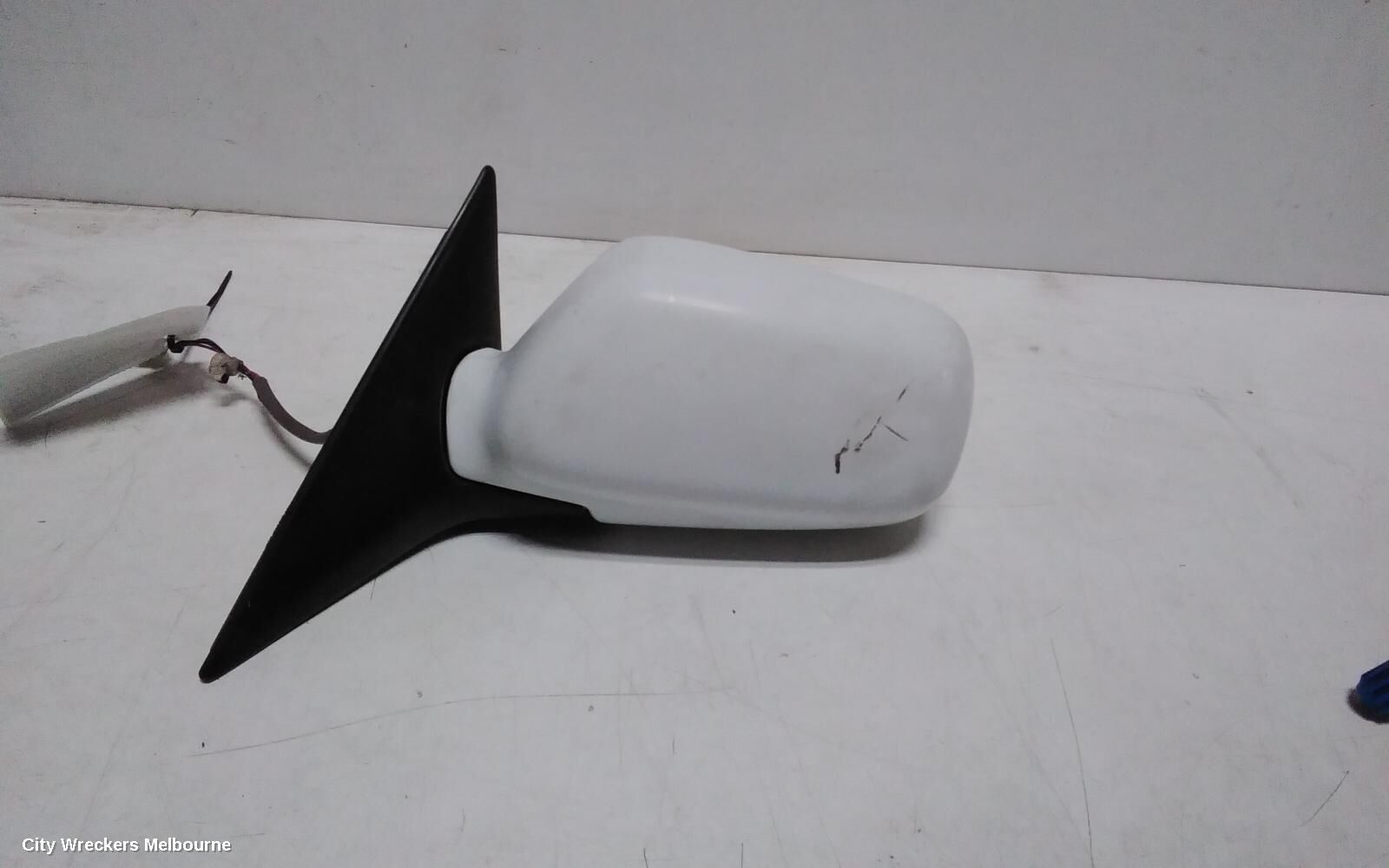 SUBARU LIBERTY 2000 Left Door Mirror